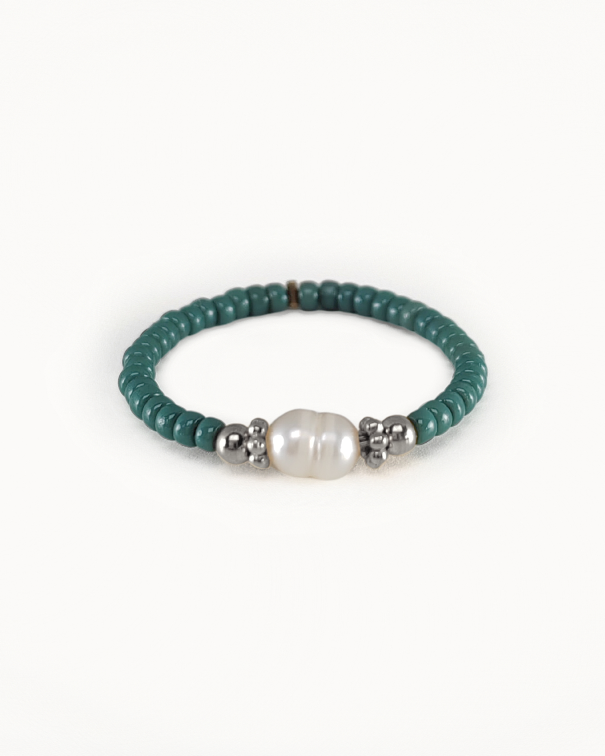 Anello di perline "Perla di fiume"