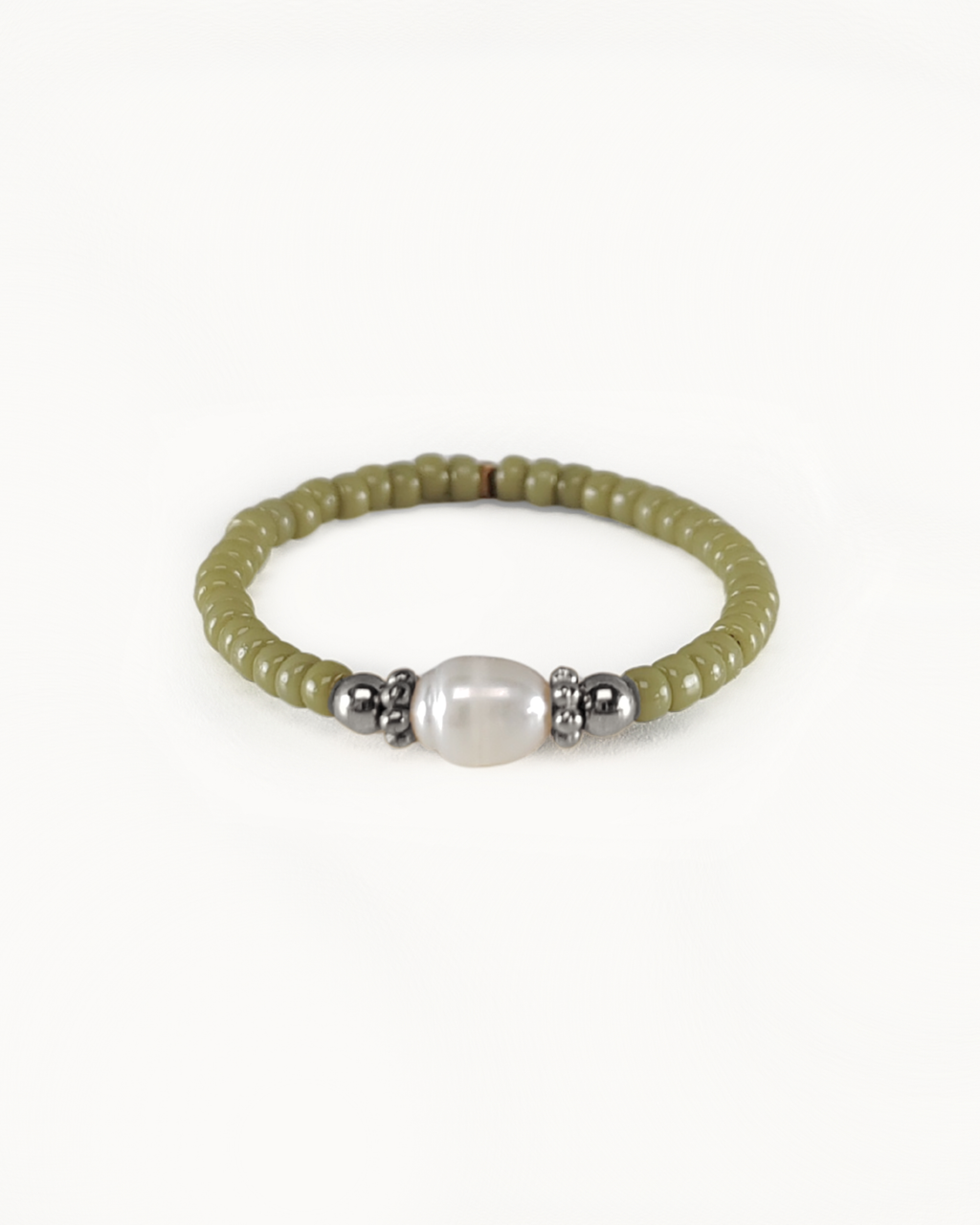 Anello di perline "Perla di fiume"